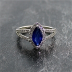 A Spark of Serenity in Sapphire and Diamonds - 18KT White Gold 3.40g, 52RD 0.54CT, and 1BS 1.05CT  (FC_01)